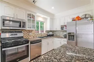731 & 733 N Alexander St, San Fernando, CA 91340 - Photo 9