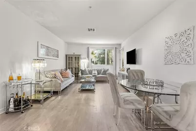 21301 Erwin #221, Woodland Hills, CA 91367 - Photo 7