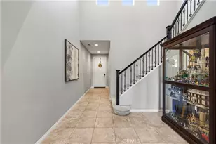 29105 N West Hills, Valencia, CA 91354 - Photo 3