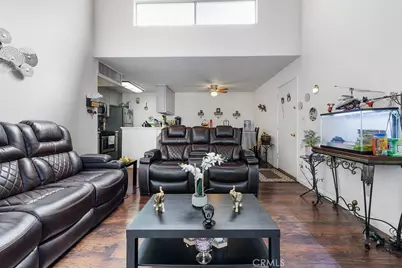 8601 International Avenue #265, Canoga Park, CA 91304 - Photo 3