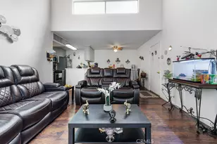 8601 International Ave, Canoga Park, CA 91304 - Photo 3