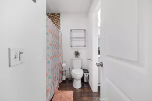 8601 International Ave, Canoga Park, CA 91304 - Photo 17