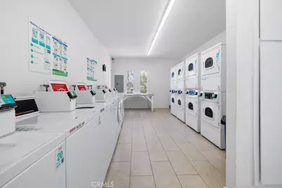 8601 International Avenue #265, Canoga Park, CA 91304 - Photo 19