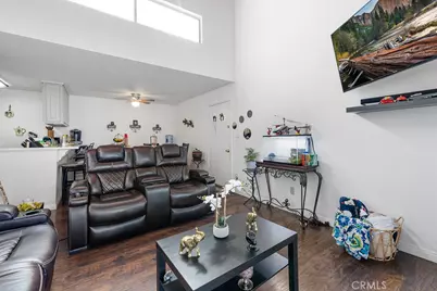 8601 International Avenue #265, Canoga Park, CA 91304 - Photo 7