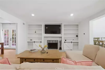 20619 Martha, Woodland Hills, CA 91367 - Photo 5