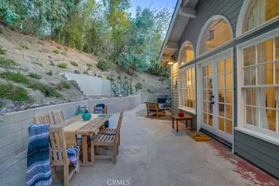 20619 Martha, Woodland Hills, CA 91367 - Photo 59