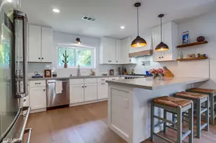 20619 Martha, Woodland Hills, CA 91367 - Photo 11
