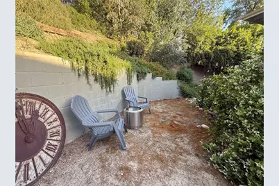 20619 Martha, Woodland Hills, CA 91367 - Photo 67