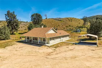 46472 Kings Canyon Rd, Lancaster, CA 93536 - Photo 1