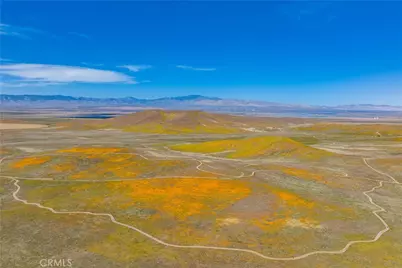 46472 Kings Canyon Rd, Lancaster, CA 93536 - Photo 41