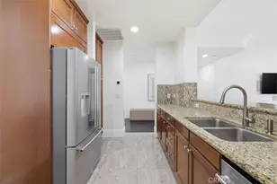 143 N Arnaz Dr, Beverly Hills, CA 90211 - Photo 9