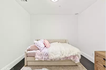 143 N Arnaz Drive #105, Beverly Hills, CA 90211 - Photo 21