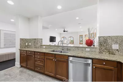 143 N Arnaz Drive #105, Beverly Hills, CA 90211 - Photo 5