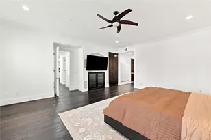 143 N Arnaz Dr, Beverly Hills, CA 90211 - Photo 11