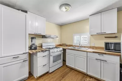 18540 Soledad Canyon #124, Canyon Country, CA 91351 - Photo 5