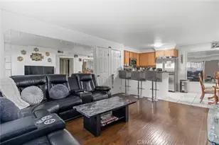 25019 Peachland Ave, Newhall, CA 91321 - Photo 3