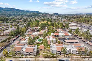 25019 Peachland Ave, Newhall, CA 91321 - Photo 13