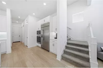 27516 Golden Currant Place, Valencia, CA 91381 - Photo 17