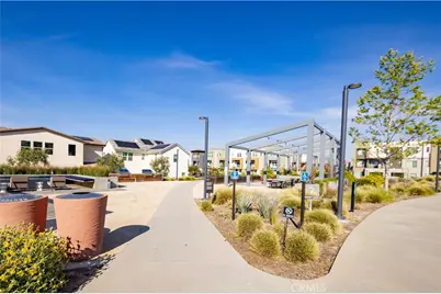 27516 Golden Currant Place, Valencia, CA 91381 - Photo 59