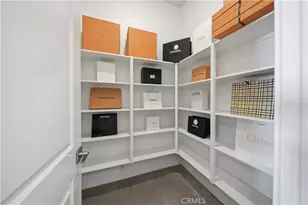 27516 Golden Currant Pl, Valencia, CA 91381 - Photo 35