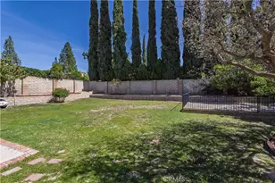 10338 Etiwanda Ave, Porter Ranch, CA 91326 - Photo 31