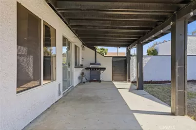 2019 N Hietter, Simi Valley, CA 93063 - Photo 43