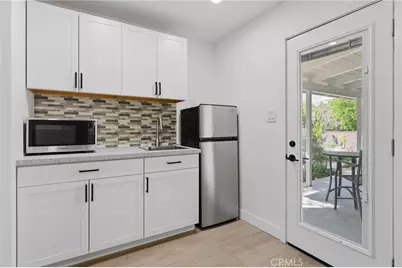 5319 Penfield Avenue, Woodland Hills, CA 91364 - Photo 21