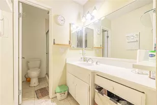 21901 Lassen St, Chatsworth, CA 91311 - Photo 31