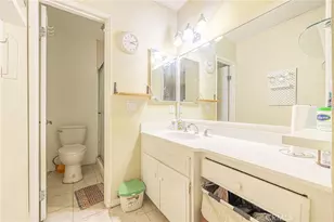 21901 Lassen St, Chatsworth, CA 91311 - Photo 35