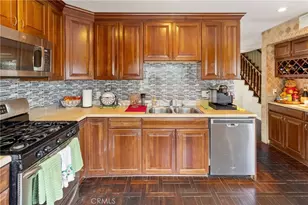 21901 Lassen St, Chatsworth, CA 91311 - Photo 35