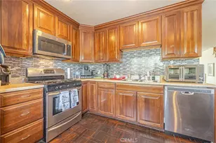 21901 Lassen St, Chatsworth, CA 91311 - Photo 21