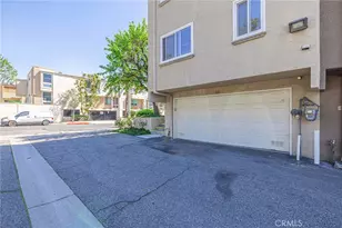 21901 Lassen St, Chatsworth, CA 91311 - Photo 5
