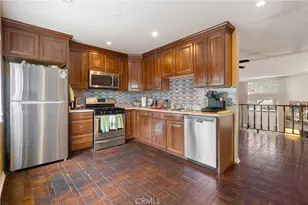 21901 Lassen St, Chatsworth, CA 91311 - Photo 29