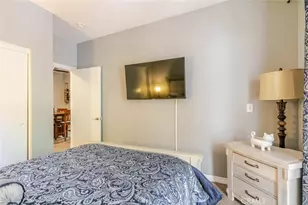 24145 Del Monte Dr., Valencia, CA 91355 - Photo 17