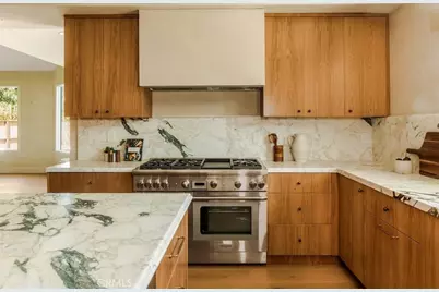 4016 San Remo Way, Tarzana, CA 91356 - Photo 13