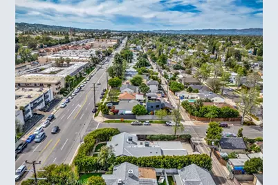 17329 Burbank Boulevard, Encino, CA 91316 - Photo 9