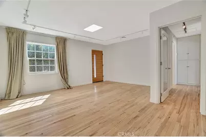 17329 Burbank Boulevard, Encino, CA 91316 - Photo 17