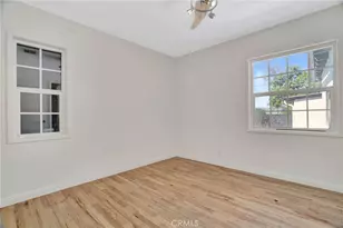 17329 Burbank Blvd, Encino, CA 91316 - Photo 27