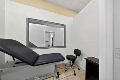 9722 Woodman Avenue, Arleta, CA 91331 - Photo 9