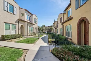 20329 Paseo Las Olivas, Porter Ranch, CA 91326 - Photo 3