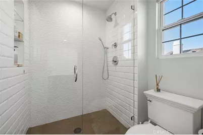 24134 Breton Court, Valencia, CA 91355 - Photo 47