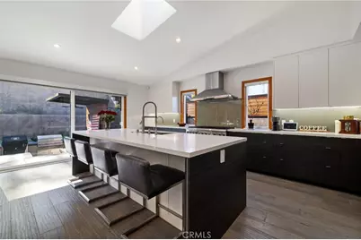 4189 S Cloverdale Avenue, Los Angeles, CA 90008 - Photo 17