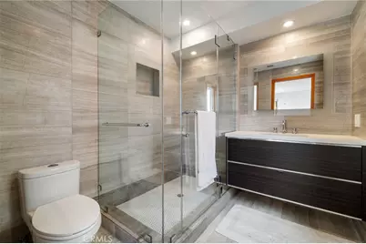 4189 S Cloverdale Avenue, Los Angeles, CA 90008 - Photo 27