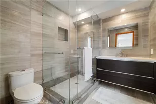 4189 S Cloverdale Ave, Los Angeles, CA 90008 - Photo 27