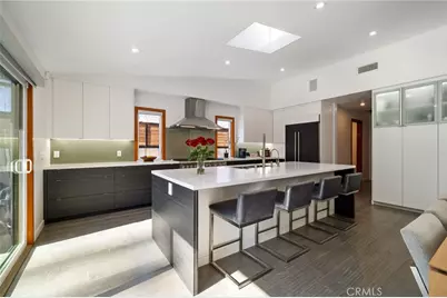 4189 S Cloverdale Avenue, Los Angeles, CA 90008 - Photo 15