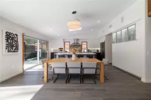 4189 S Cloverdale Ave, Los Angeles, CA 90008 - Photo 13