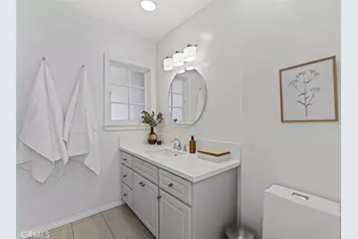 17008 Hartland St, Lake Balboa, CA 91406 - Photo 23