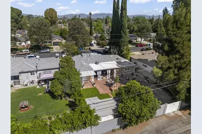 17008 Hartland St, Lake Balboa, CA 91406 - Photo 35