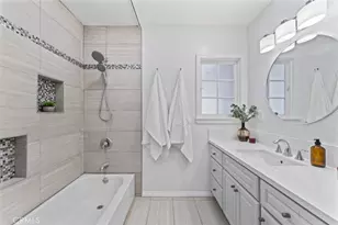 17008 Hartland St, Lake Balboa, CA 91406 - Photo 21