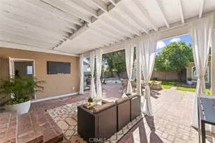 17008 Hartland St, Lake Balboa, CA 91406 - Photo 29